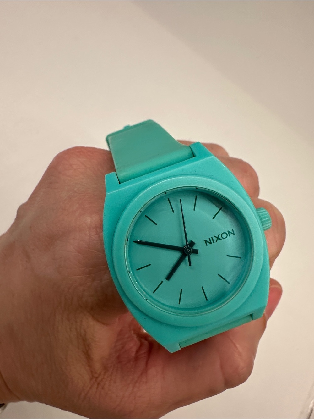 Nixon Happy Medium Time Teller polyurethane mint watch. Used in good condition.